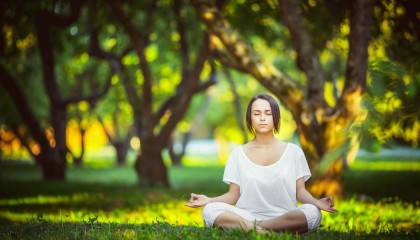 ag体育集团-纳达尔跨界战拜仁虽败犹荣，网坛巨星展现全能风采
